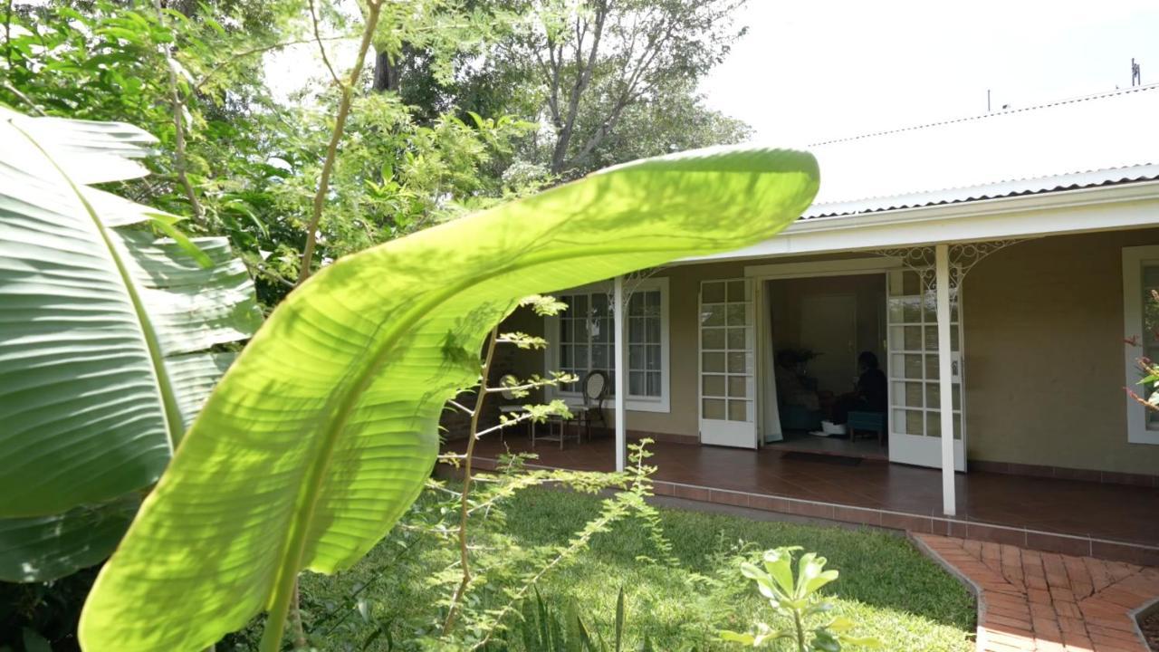Pioneers Hotel Victoria Falls Kültér fotó